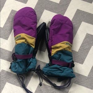 New burton mittens